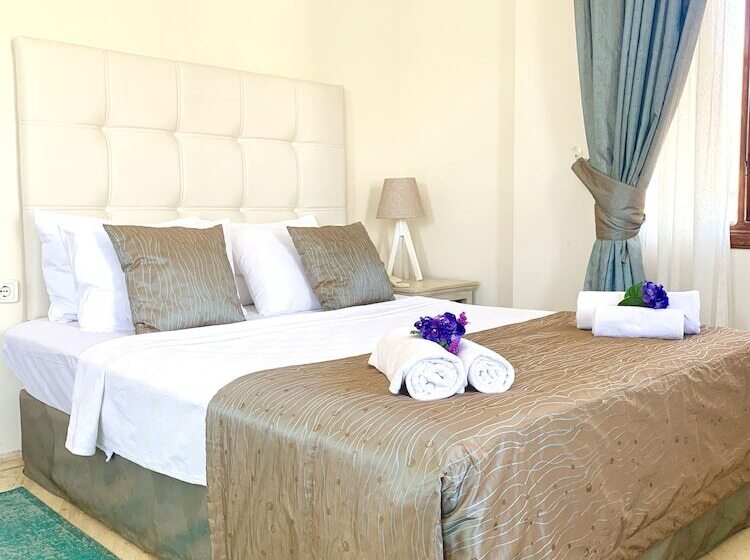 オーシャンビュースタンダードルーム, Club Hotel Barbarossa