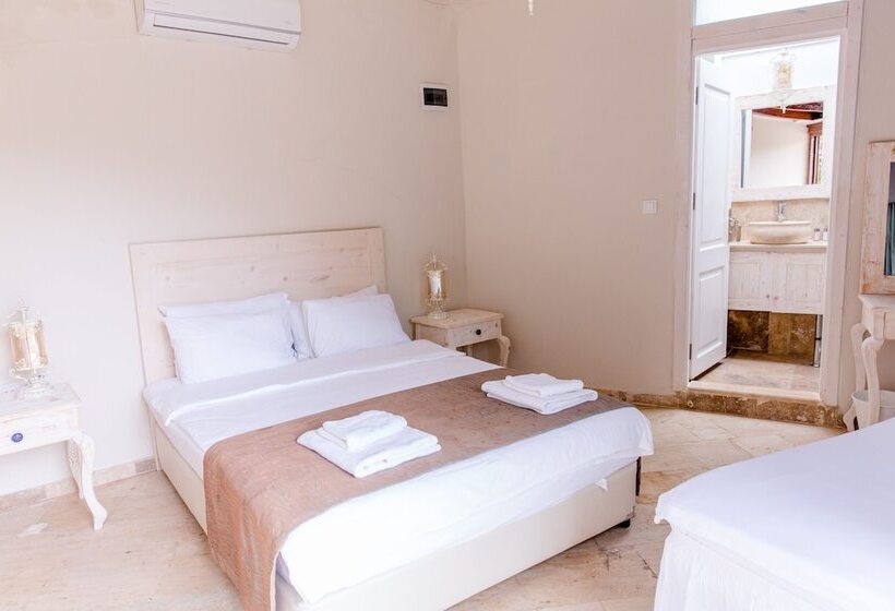 Номер Стандарт Вид на Море, Club Hotel Barbarossa