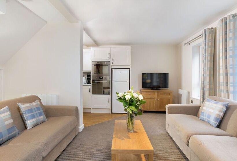 带3个卧室的公寓, Cromer Country Club