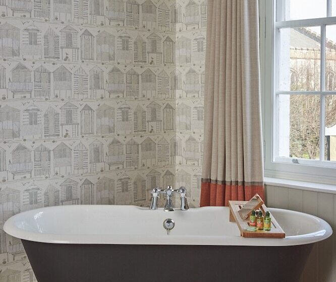 デラックスルーム, Du Vin Poole