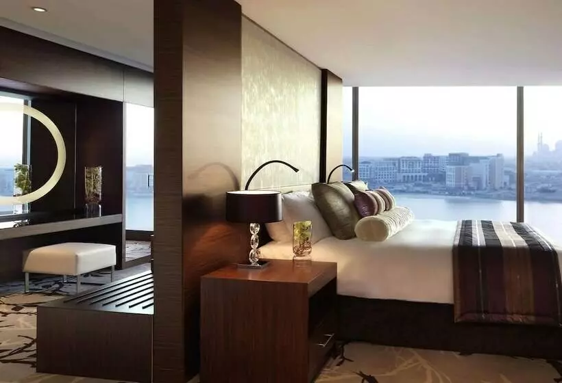 キングサイズベッドのスイートルーム, Fairmont Bab Al Bahr