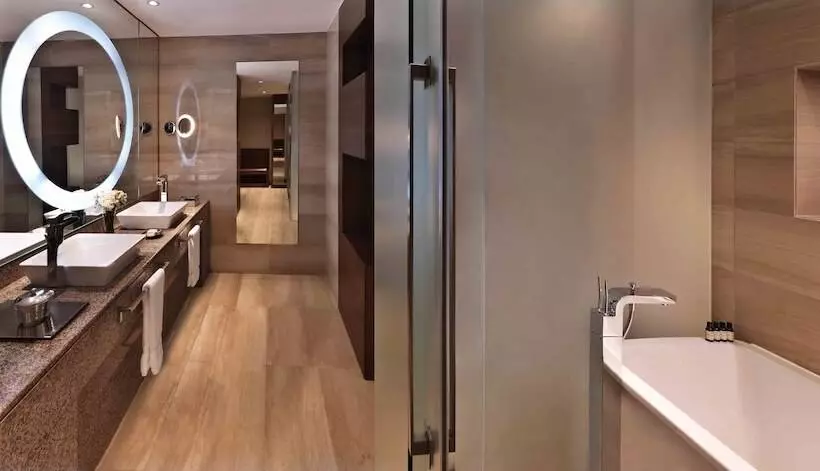 リバービュースタンダードルーム, Fairmont Bab Al Bahr