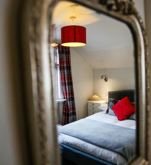 スタンダードルーム, The Miller Of Mansfield Goring