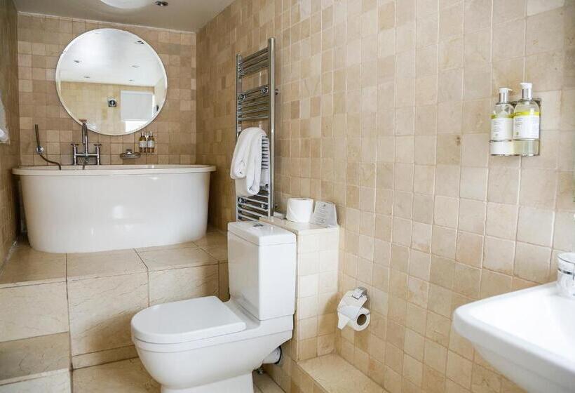 スーペリアールーム, The Miller Of Mansfield Goring