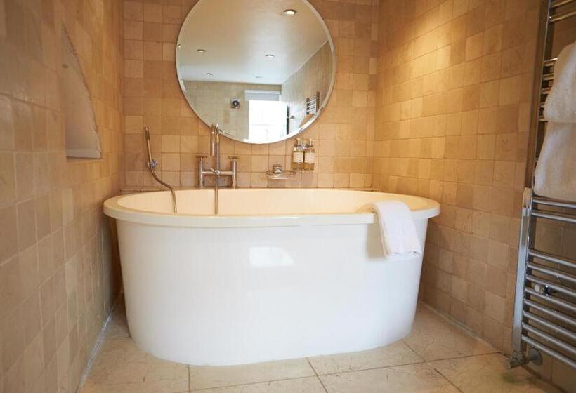 スーペリアールーム, The Miller Of Mansfield Goring