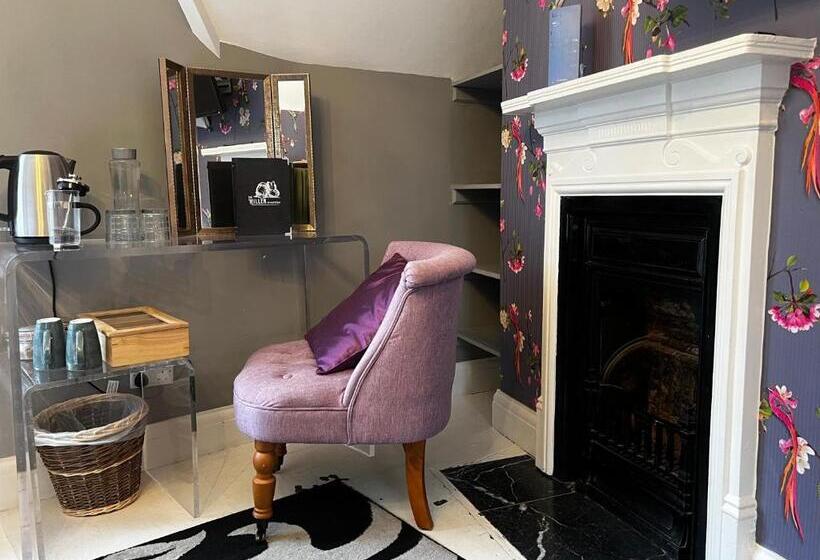 スーペリアールーム, The Miller Of Mansfield Goring