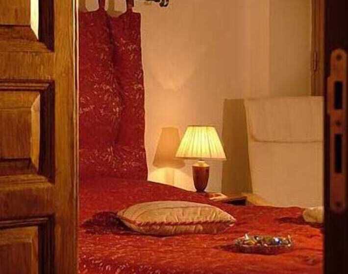 스탠다드 룸, Proserpina