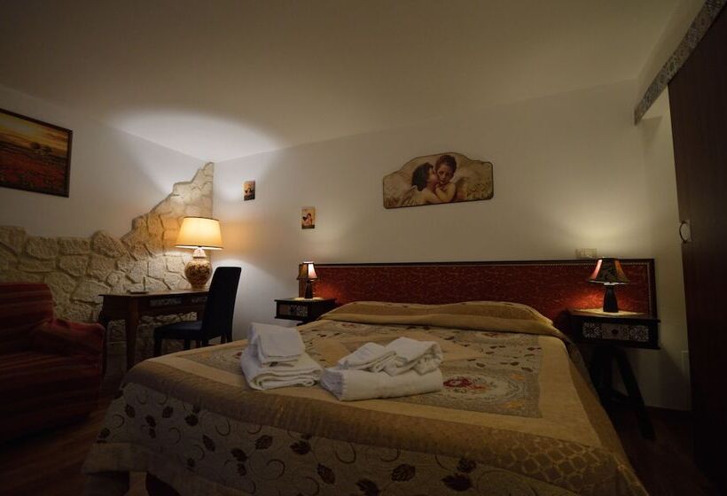 스탠다드 트리플 룸, Proserpina