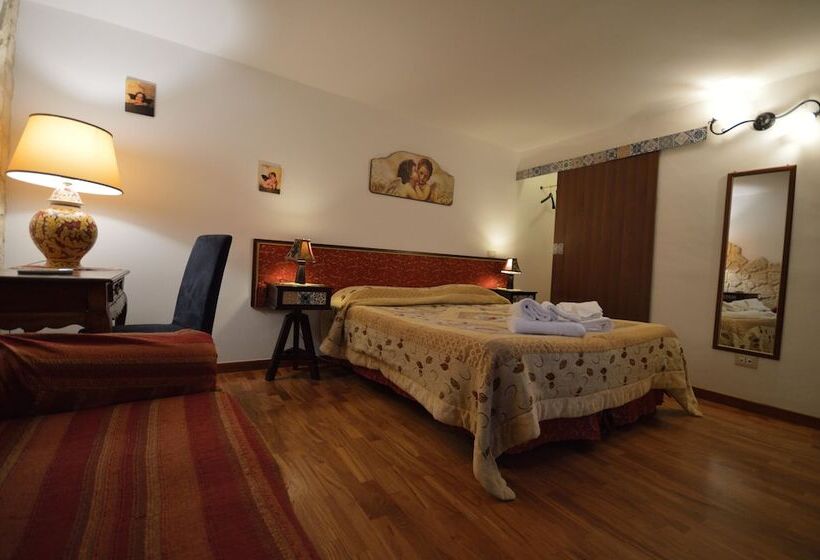 스탠다드 트리플 룸, Proserpina