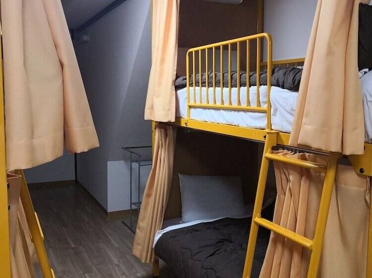 غرفة عائلية, Sakura Hotel Hatagaya