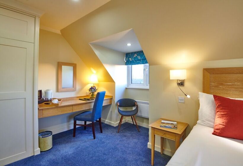 غرفة قياسية, County