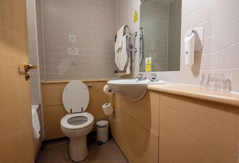 חדר סטנדרט, The Fernhurst By Greene King Inns