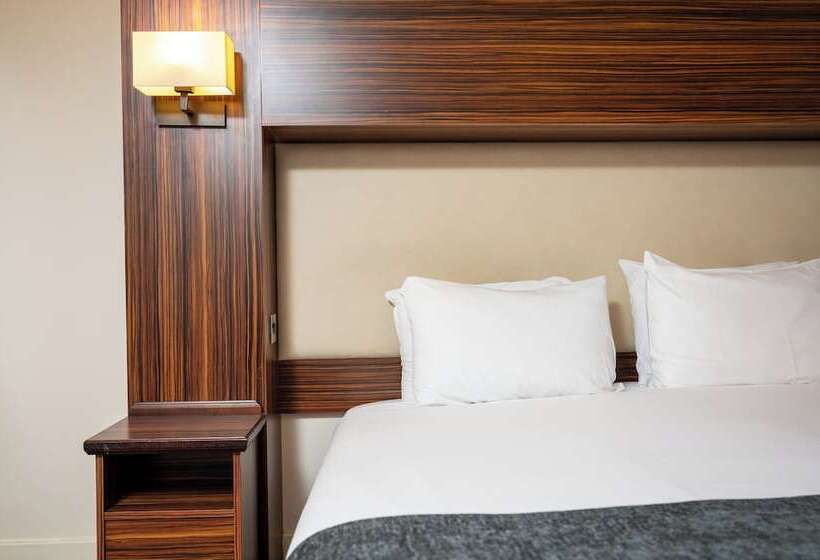 חדר סטנדרט, The Fernhurst By Greene King Inns