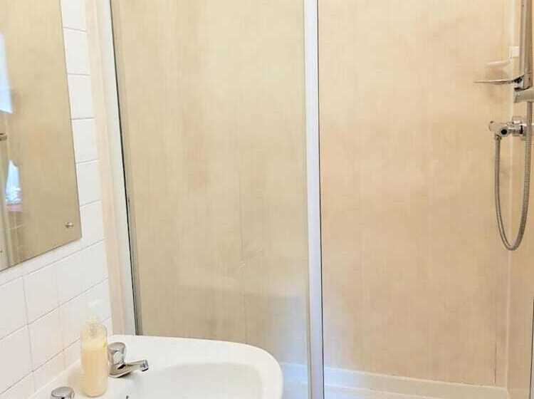 스탠다드 룸, The Palms Guest House