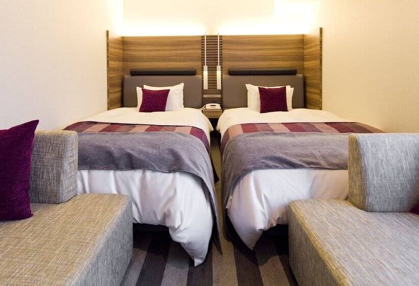 Номер Стандарт, Tokyo Green Palace