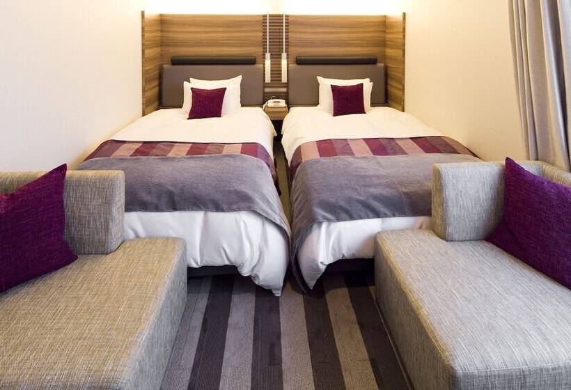 Номер Стандарт, Tokyo Green Palace