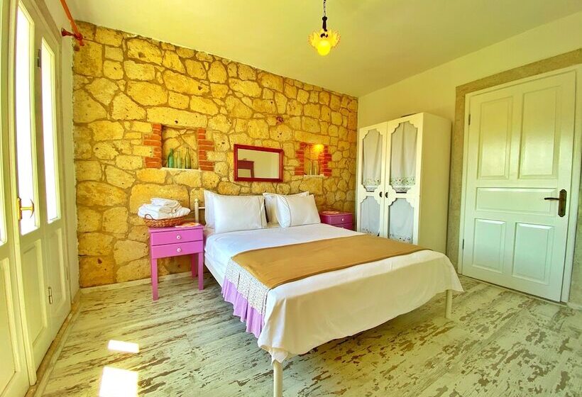Номер Стандарт, Kesre Otel Alacati