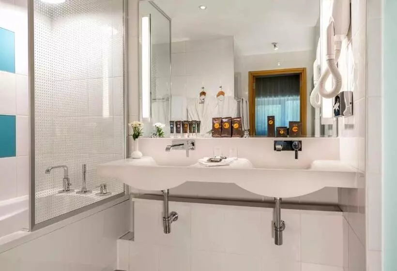 Executive Room Queen Bed, Novotel Gaziantep