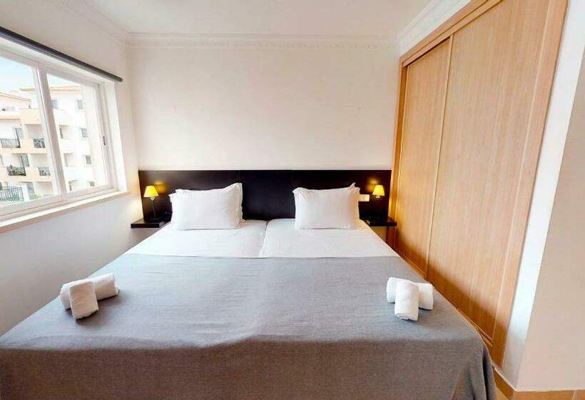 スタンダードスタジオ, Smy Santa Eulalia Algarve