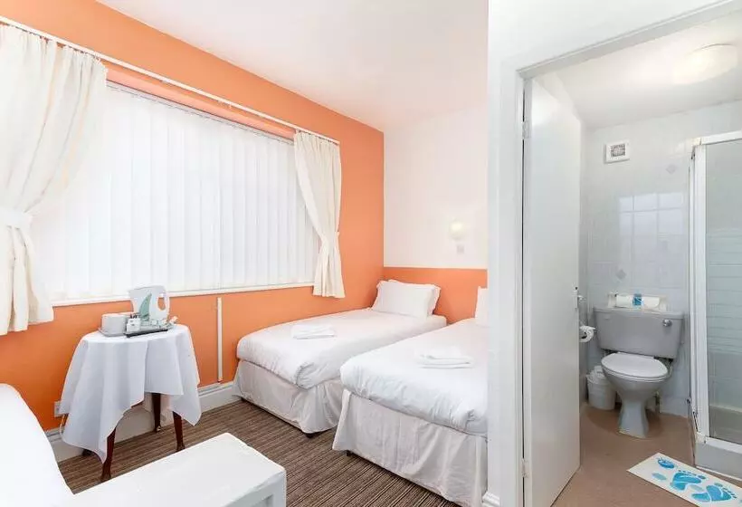 اتاق استاندارد سه نفره, The Sandringham Court Hotel & Apartment With High Speed Wi Fi