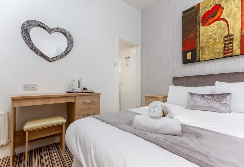 Номер Superior, The Sandringham Court Hotel & Apartment With High Speed Wi Fi