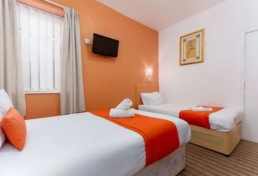اتاق استاندارد سه نفره, The Sandringham Court Hotel & Apartment With High Speed Wi Fi