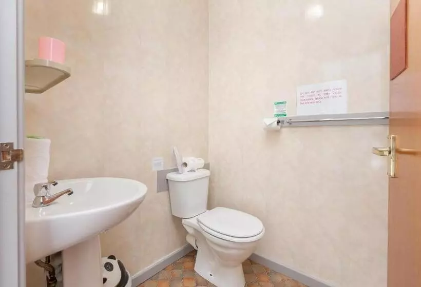 اتاق اکونومی یک تخته, The Sandringham Court Hotel & Apartment With High Speed Wi Fi