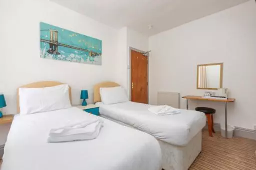 اتاق اکونومی, The Sandringham Court Hotel & Apartment With High Speed Wi Fi