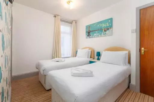 اتاق اکونومی, The Sandringham Court Hotel & Apartment With High Speed Wi Fi