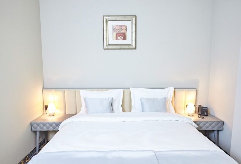 اتاق استاندارد, Brosse Garden