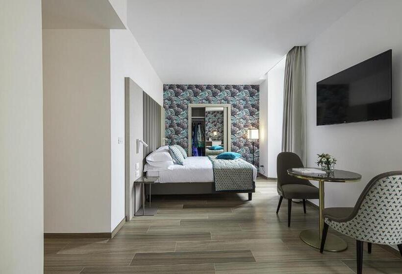 Номер Deluxe Вид на Море Боковой, Sublimis Boutique Hotel Adults Only