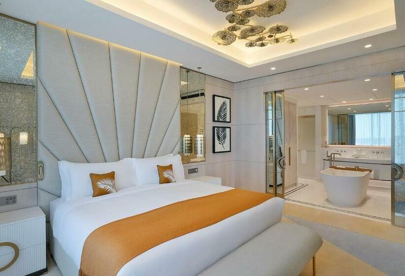带大床的套房, The St. Regis Dubai, The Palm