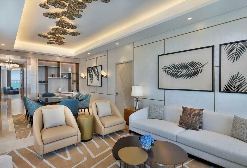 带大床的套房, The St. Regis Dubai, The Palm