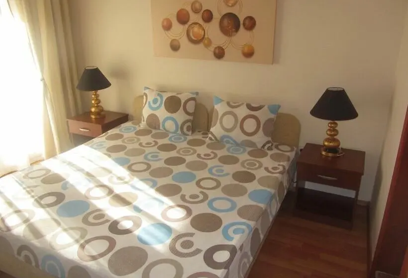 اتاق استاندارد با چشم‌انداز دریاچه, Villa Old Town