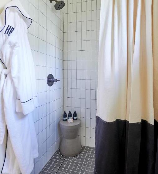 غرفة قياسية سرير كينج, Hutton Brickyards Riverfront Hotel & Venue