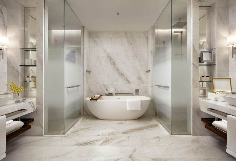 Junior Suite with Views