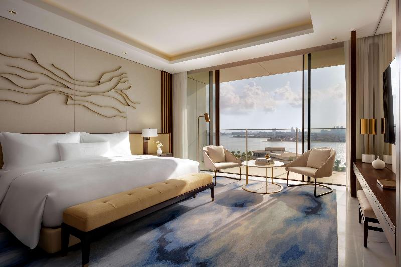 Suite with Terrace, Atlantis The Royal