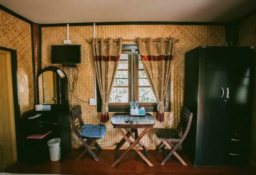 スタンダードバンガロー, Phoomtada Homestay