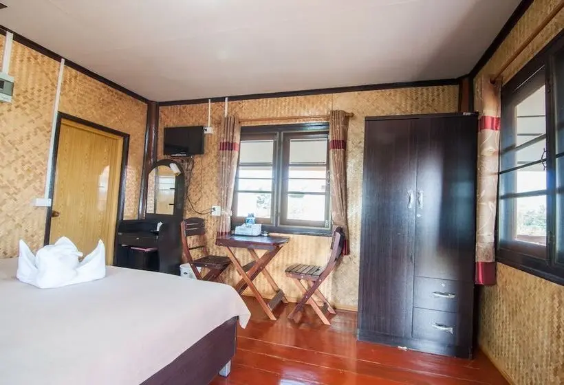 スタンダードバンガロー, Phoomtada Homestay