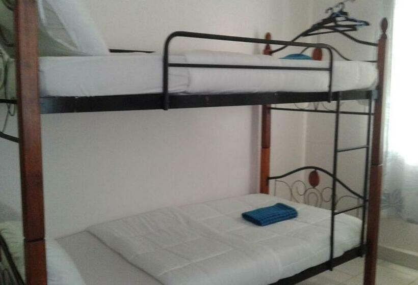 חדר משפחתי, Best Seven Inn