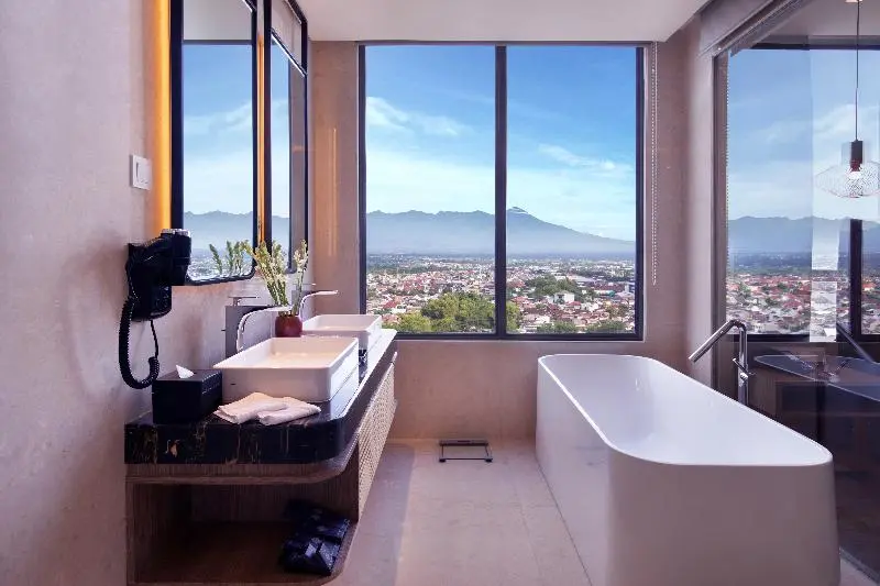 エクゼクティブスイート, Grand Mercure Malang