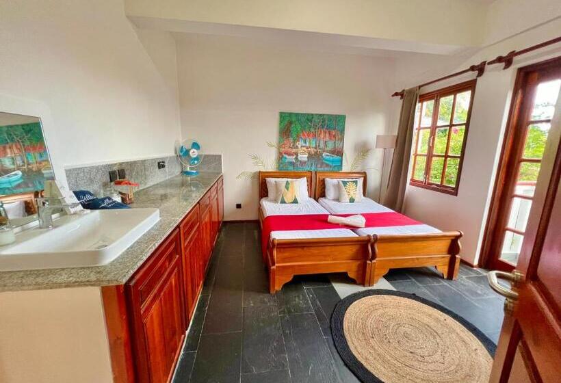 2 Sovrums Lägenhet, Hilltop Boutique