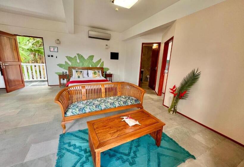 2 Sovrums Lägenhet, Hilltop Boutique