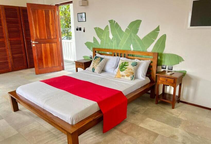 2 Sovrums Lägenhet, Hilltop Boutique