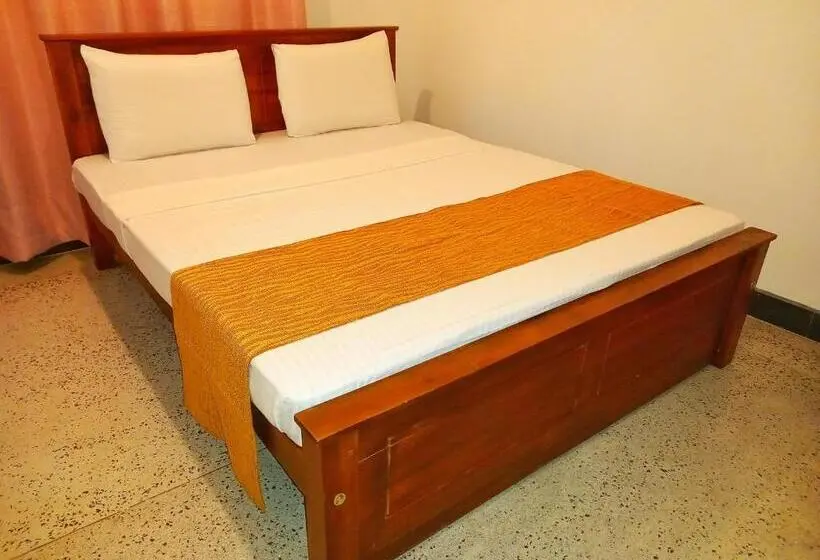 اتاق استاندارد, Schatzi S Hideaway