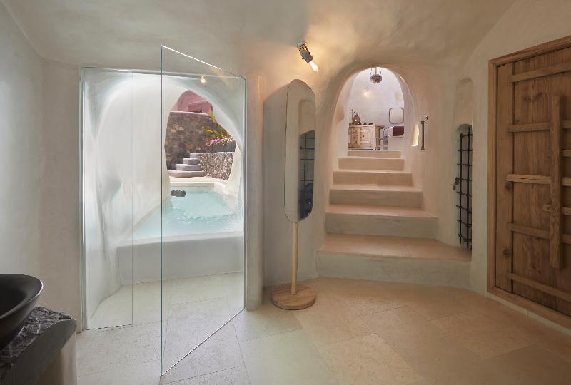 デラックススイート, White Pearl Cavalieri