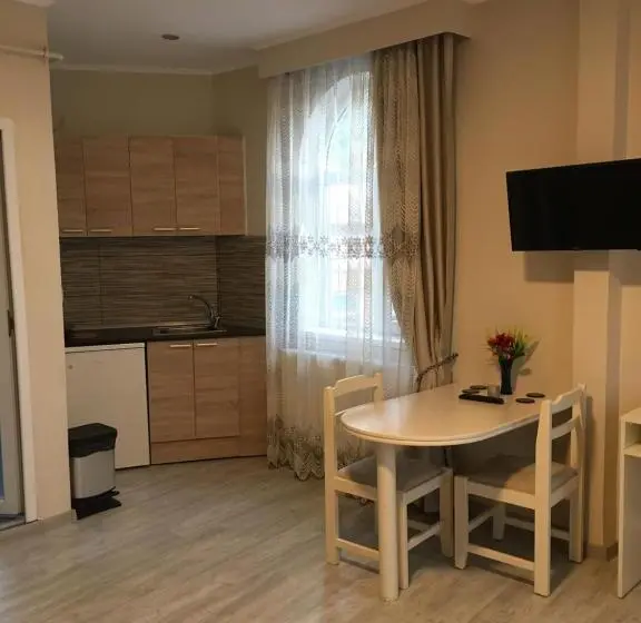 اتاق لوکس, Dyhouse