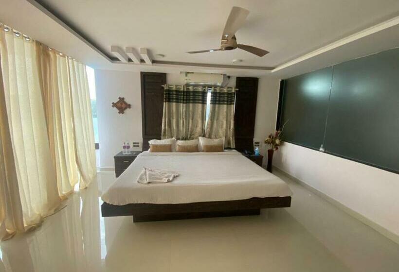 חדר דלוקס, Staymaker Lake Residency