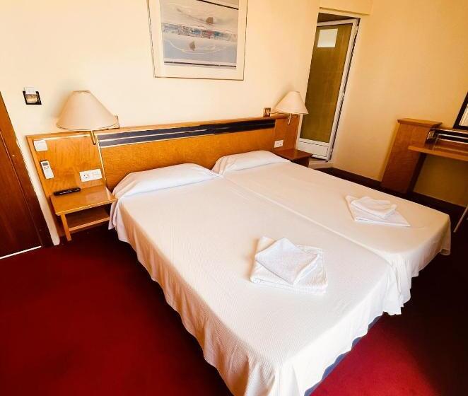 חדר סטנדרט עם טרסה, Colibri