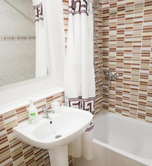 חדר יחיד בסיסי, Colibri